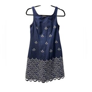 Lilly Pulitzer size 2 Blue Sleeveless embroidered with scalloped edge dress